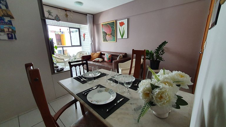 2 bedroom apt with balcony near Praça Casa Forte the most pl