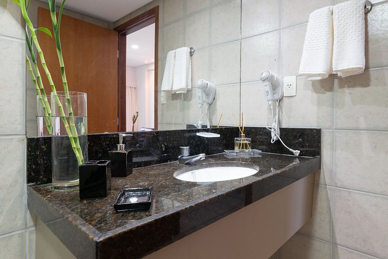 OTH1703 Excellent flat on Ilha do Leite for up to 2 people