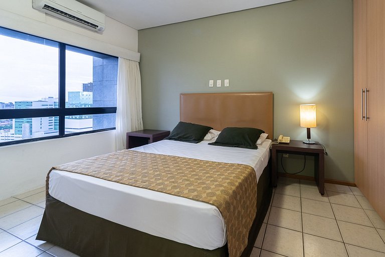 OTH1603 Flat on Ilha do Leite, close to medical centers.