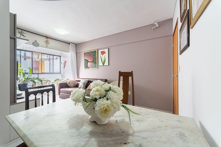 2 bedroom apt with balcony near Praça Casa Forte the most pl