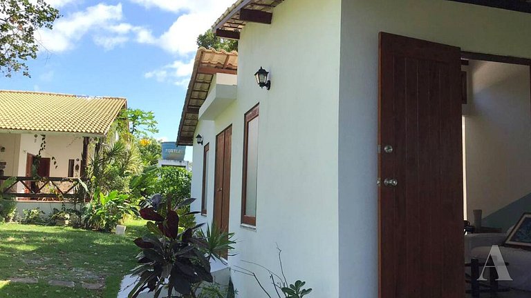 House 2 bedrooms 6 people near the beach Guarajuba– BA GJB02