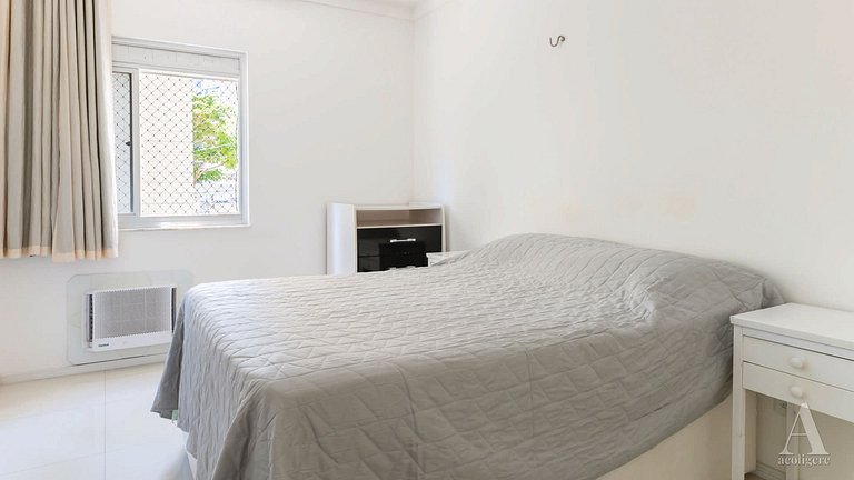 Excellent 3 bedroom apt R.Navegantes in Boa Viagem SAL103A