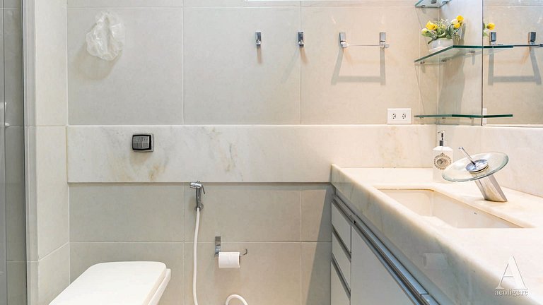 Excellent 3 bedroom apt R.Navegantes in Boa Viagem SAL103A