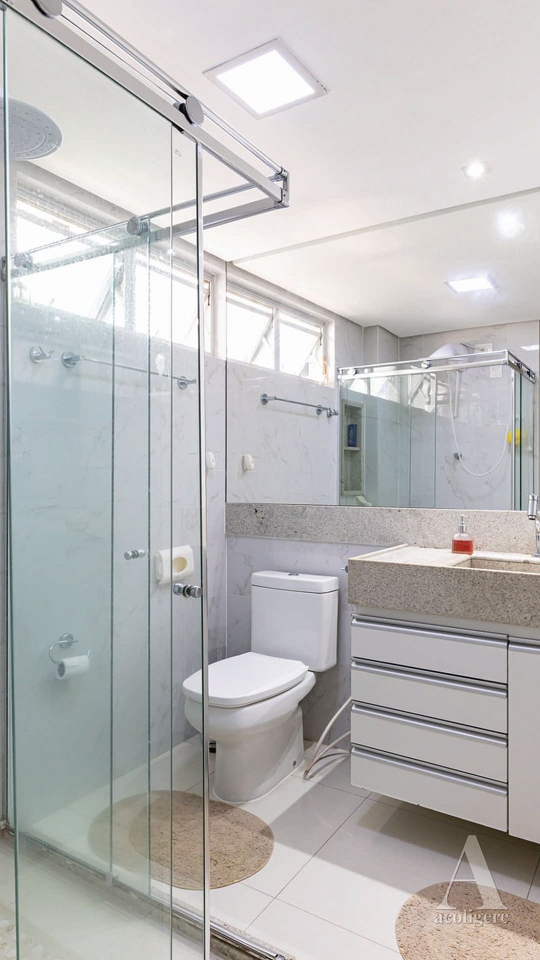Excellent 3 bedroom apt R.Navegantes in Boa Viagem SAL103A