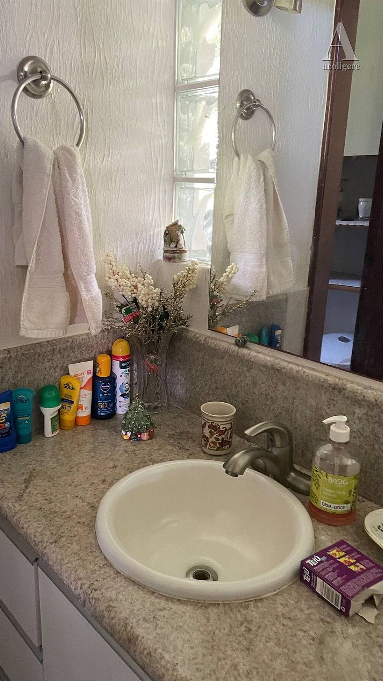 Habitación triple en sitio ecológico cercano. Guarajuba GJB0