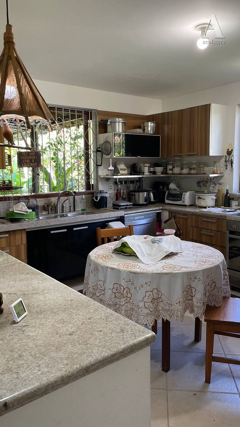 Triple room in ecological site near. Guarajuba GJB03