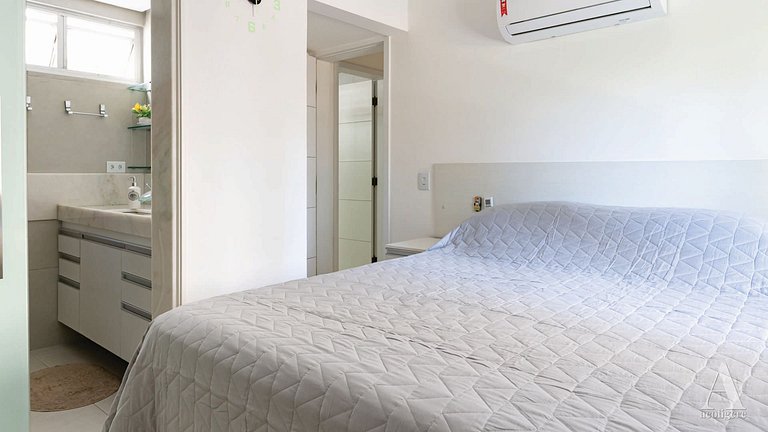 Excellent 3 bedroom apt R.Navegantes in Boa Viagem SAL103A