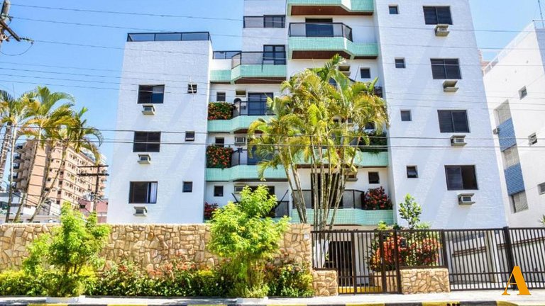 3 Bedroom Apartment in Guarujá GJA1