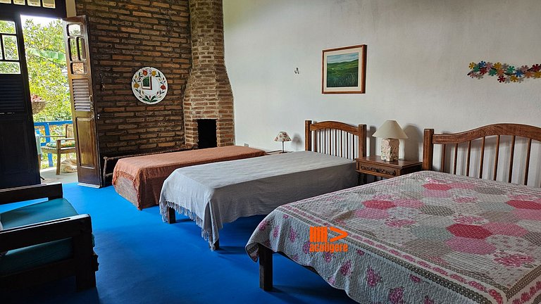 Casa de Meg Suíte 2 - Ampla com lareira e terraço