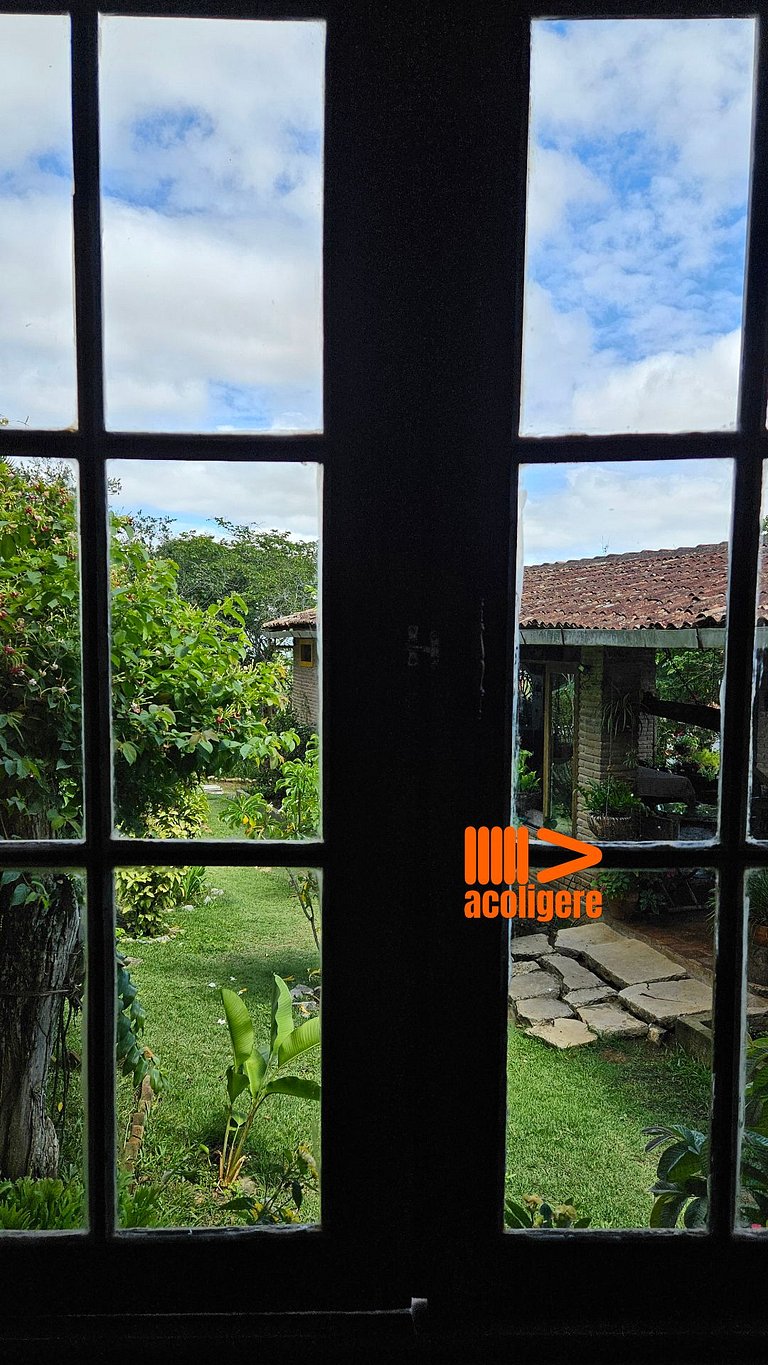 Suite 2 de Meg's House: Espaciosa chimen y terraza