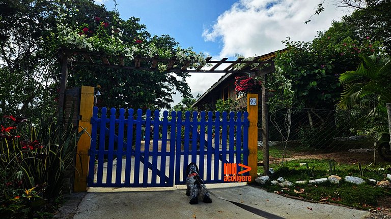 Casa de Meg Suíte 2 - Ampla com lareira e terraço