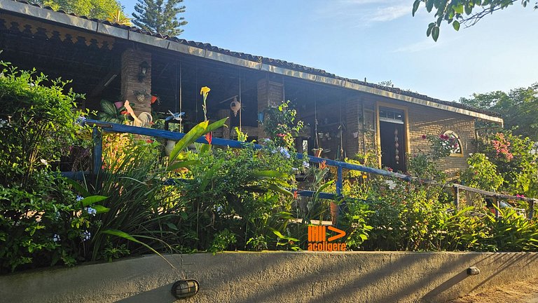 Casa de Meg Suíte 2 - Ampla com lareira e terraço