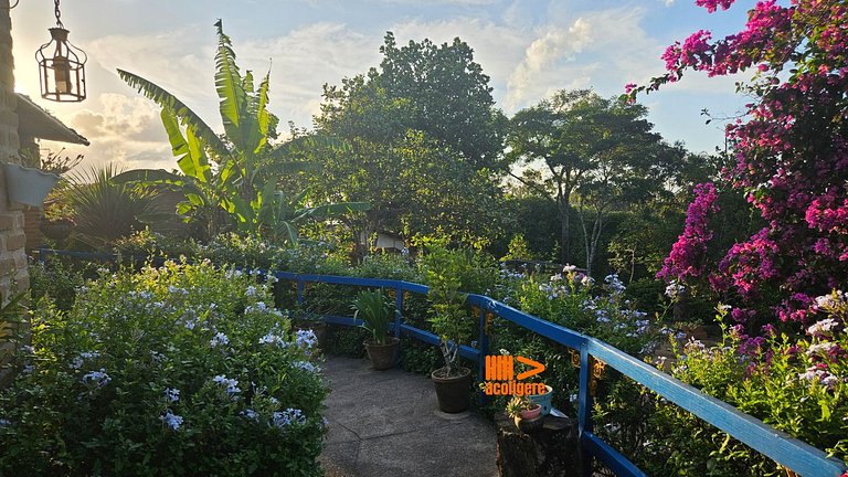 Casa de Meg Suíte 2 - Ampla com lareira e terraço