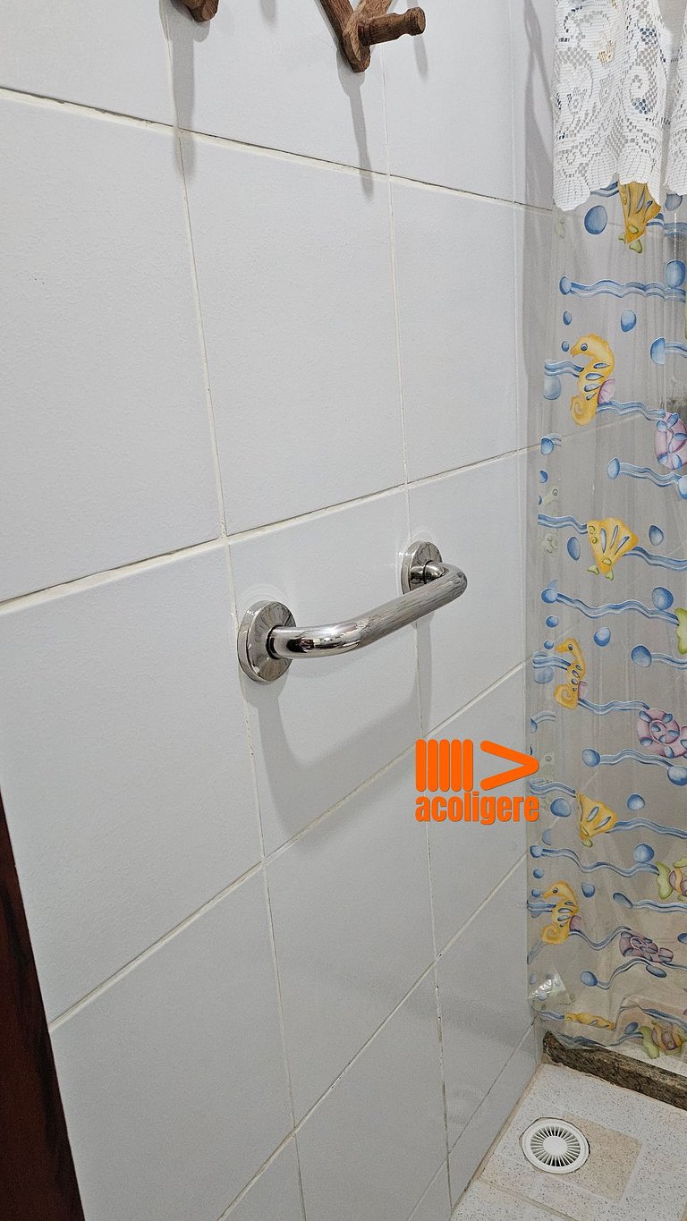 Suite 2 de Meg's House: Espaciosa chimen y terraza