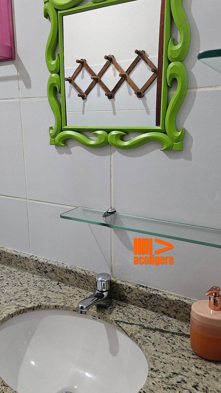 Casa de Meg Suíte 2 - Ampla com lareira e terraço