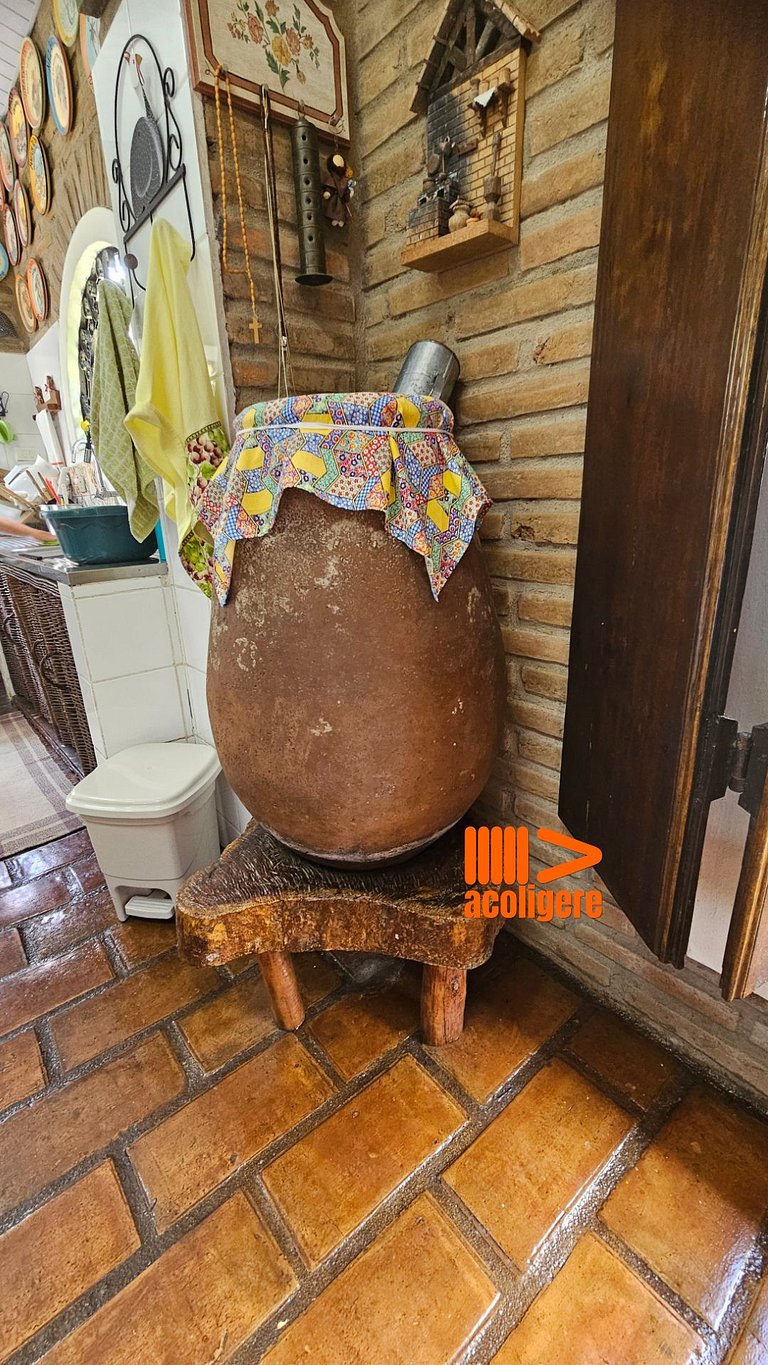 Casa de Meg Suíte 2 - Ampla com lareira e terraço