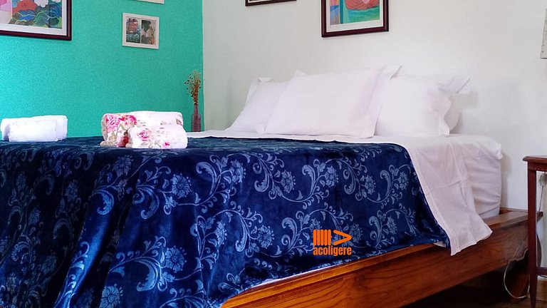 Meg's House Suite 4 Romantic and a colonial touch