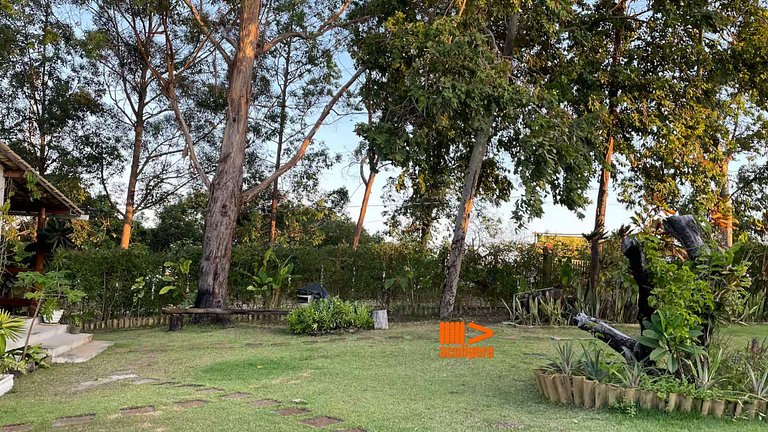 Hospedagem charmosa em meio à natureza POND01