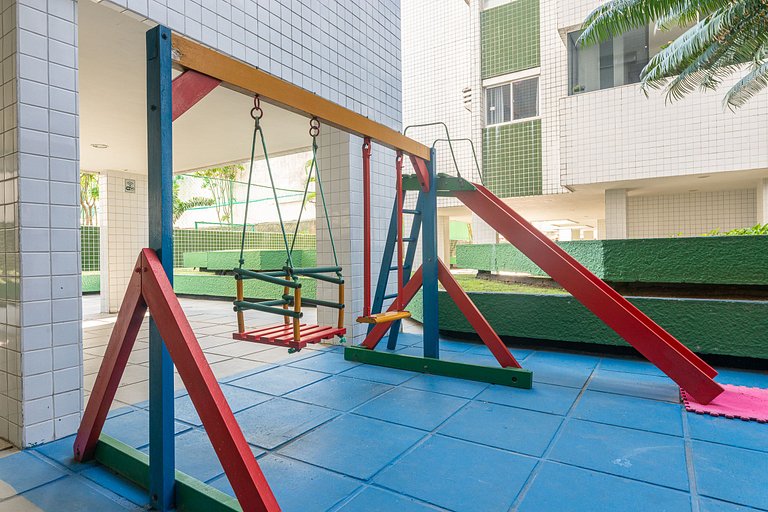 SAL802 Excelente apartamento em Boa Viagem. Três quartos
