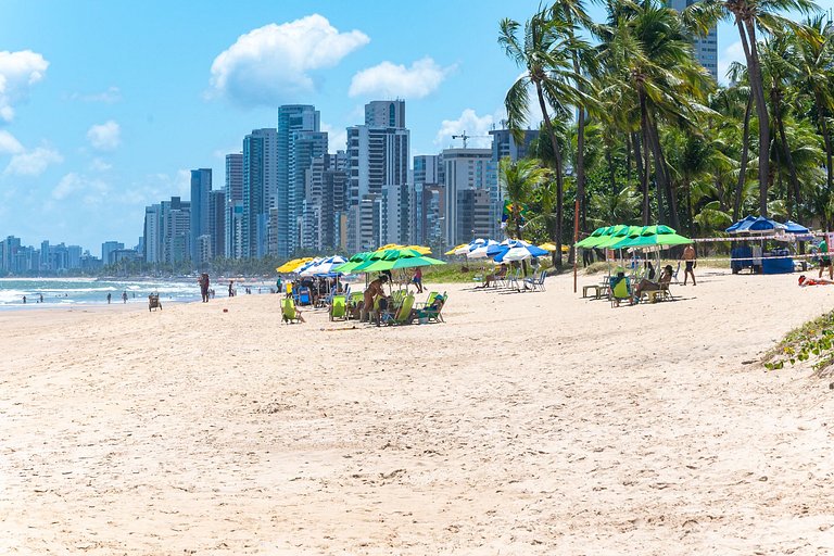 SAL802 Excelente apartamento em Boa Viagem. Três quartos