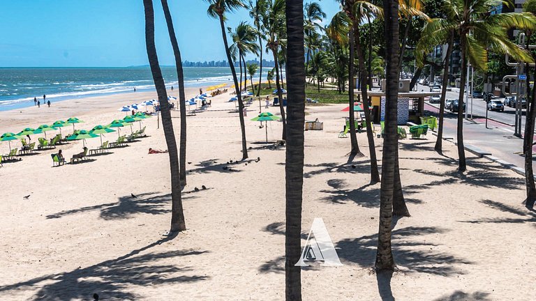 Excellent
flat in Recife on Boa Viagem beach for seasonal re